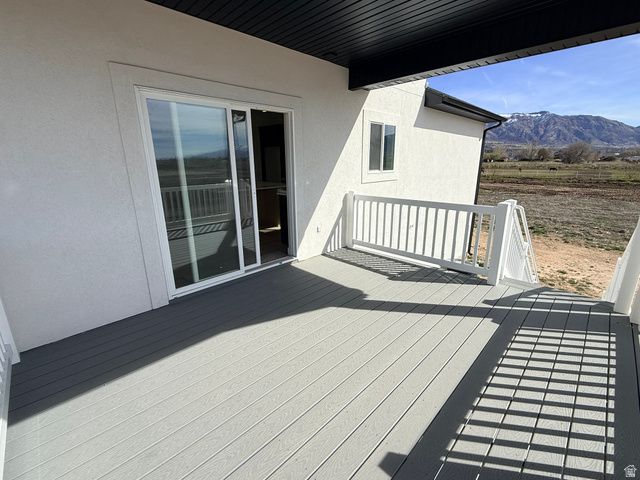 2405 W 3200 N, Farr West, UT 84404