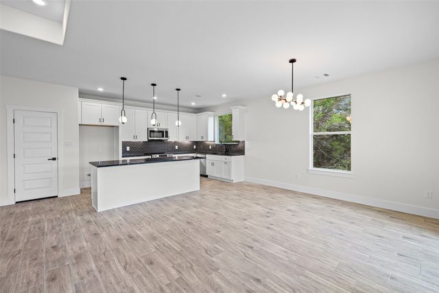 2712 Steepleridge Circle, Granbury, TX 76048