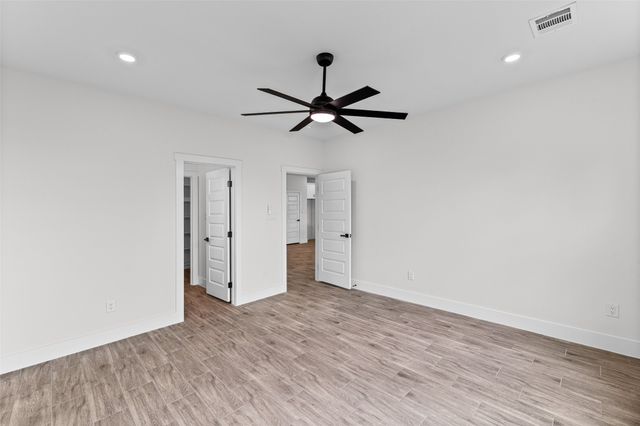 2712 Steepleridge Circle, Granbury, TX 76048