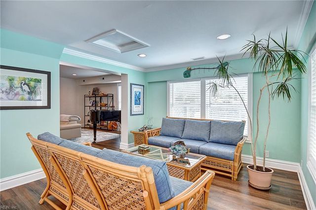 119 50th ST, Virginia Beach, VA 23451