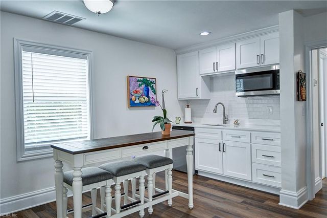 119 50th ST, Virginia Beach, VA 23451