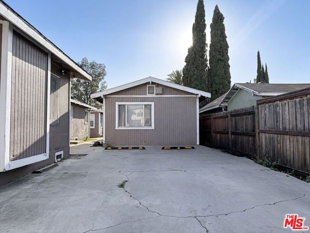 740 Daisy Avenue, Long Beach, CA 90813