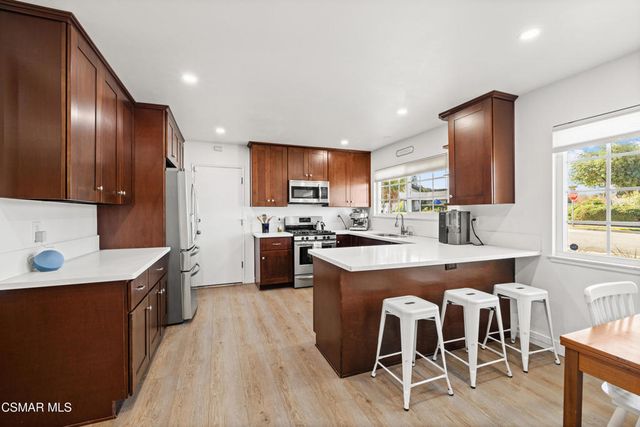 6 S Jerome Avenue, Newbury Park, CA 91320