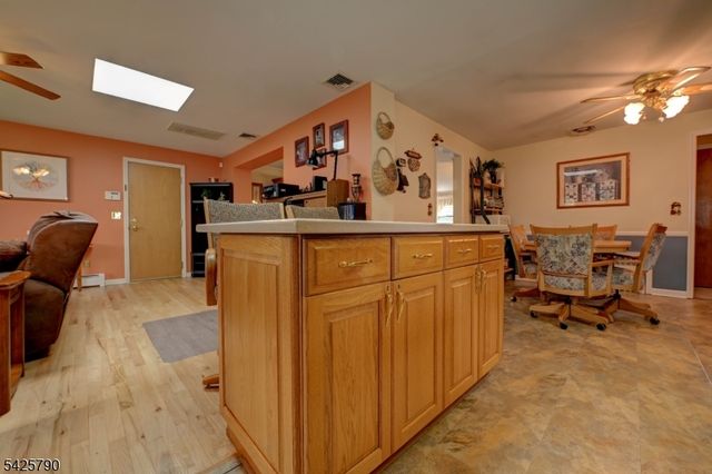 348 Boulevard, Pequannock Twp., NJ 07444