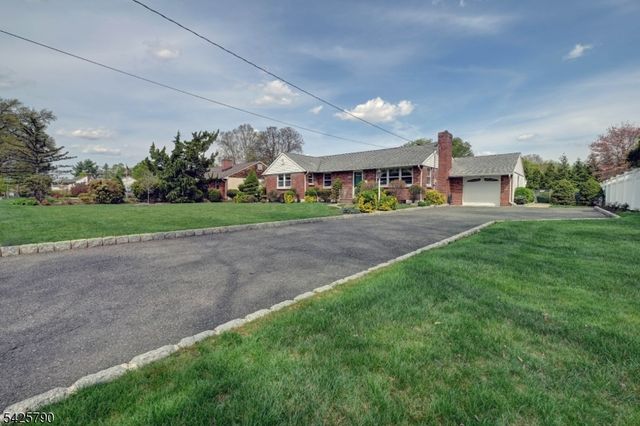 348 Boulevard, Pequannock Twp., NJ 07444