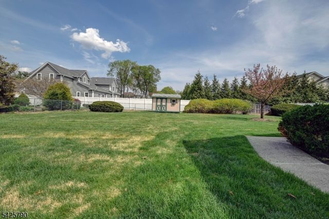 348 Boulevard, Pequannock Twp., NJ 07444