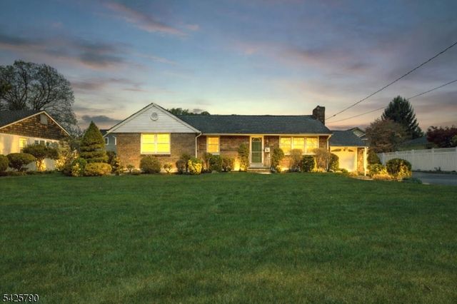 348 Boulevard, Pequannock Twp., NJ 07444