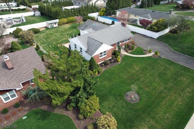 348 Boulevard, Pequannock Twp., NJ 07444