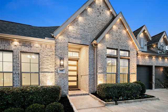 908 Bridle Path Parkway, Aubrey, TX 76227