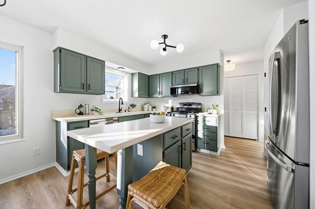 1995 Michelle Drive, Grove City, OH 43123