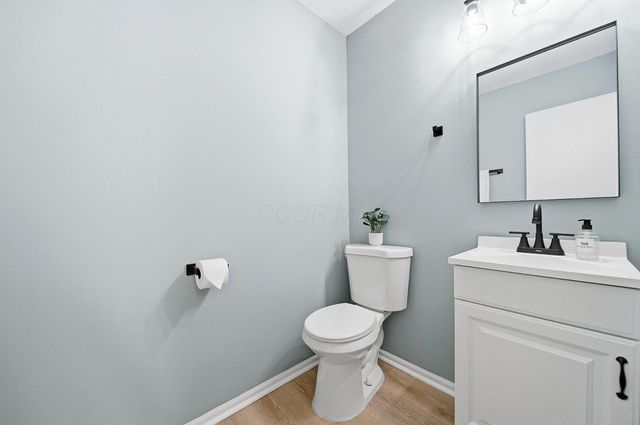 1995 Michelle Drive, Grove City, OH 43123