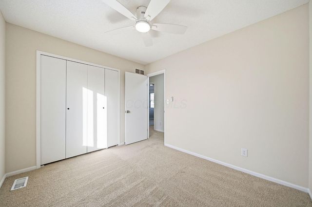 1995 Michelle Drive, Grove City, OH 43123