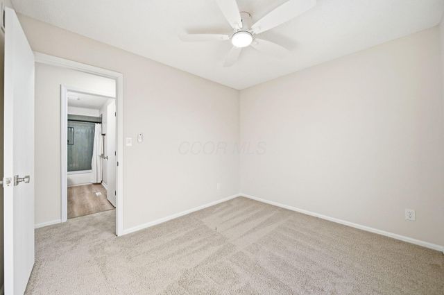 1995 Michelle Drive, Grove City, OH 43123