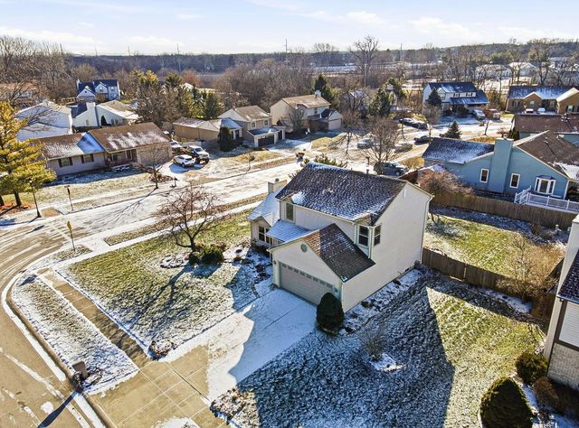 1995 Michelle Drive, Grove City, OH 43123