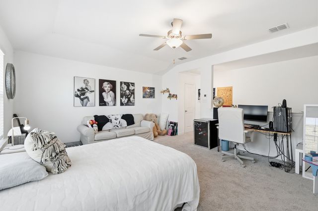 528 Ranchito Pass, Fort Worth, TX 76052