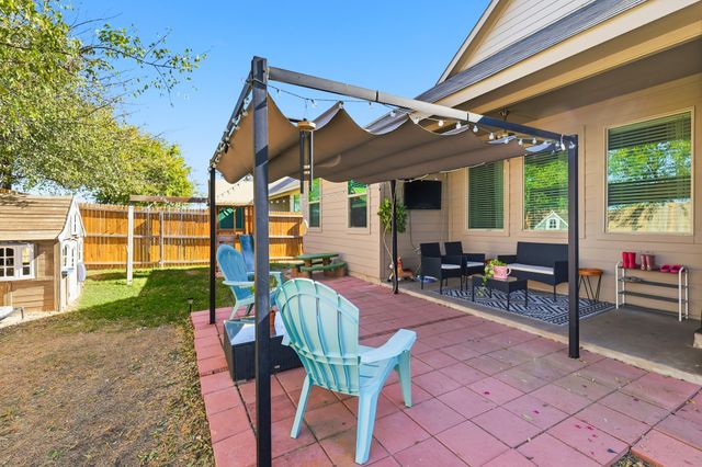 528 Ranchito Pass, Fort Worth, TX 76052