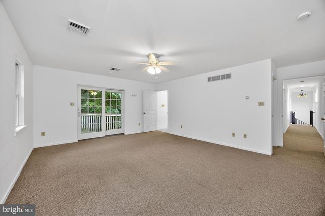 2 WYNDHAM HILL DR, Reading, PA 19606
