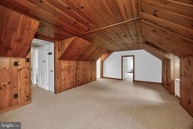 2 WYNDHAM HILL DR, Reading, PA 19606