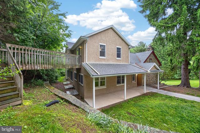 2 WYNDHAM HILL DR, Reading, PA 19606