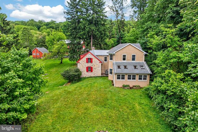 2 WYNDHAM HILL DR, Reading, PA 19606