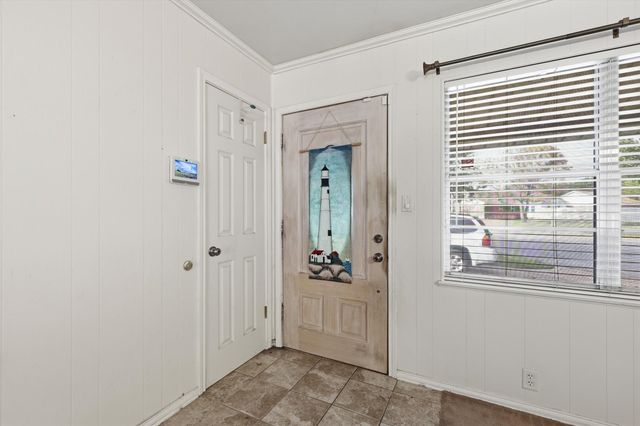 3901 Woodlane Avenue, Haltom City, TX 76117