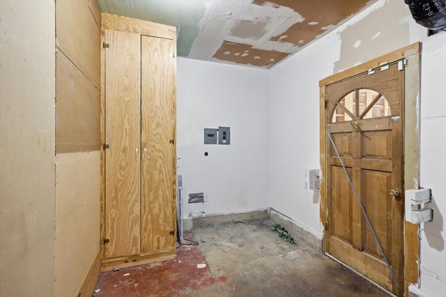 3901 Woodlane Avenue, Haltom City, TX 76117