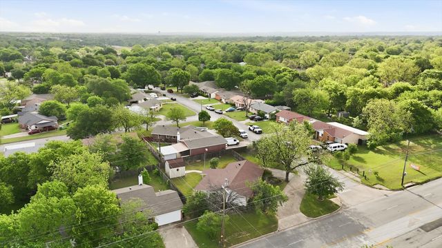 3901 Woodlane Avenue, Haltom City, TX 76117