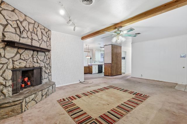 3901 Woodlane Avenue, Haltom City, TX 76117