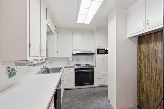 3901 Woodlane Avenue, Haltom City, TX 76117