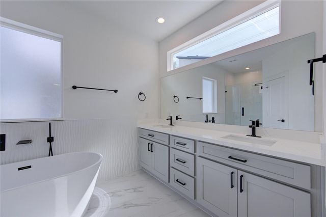 1106 Paul Quinn Street B, Houston, TX 77091