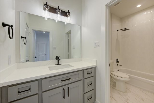 1106 Paul Quinn Street B, Houston, TX 77091