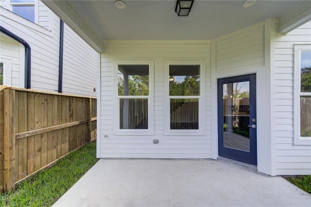 1106 Paul Quinn Street B, Houston, TX 77091