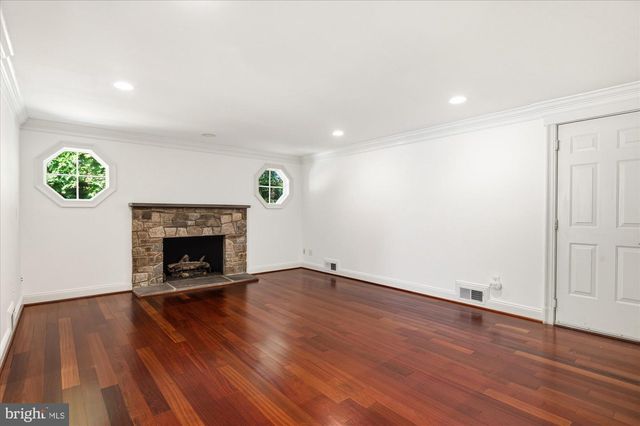 10019 KENDALE RD, Potomac, MD 20854