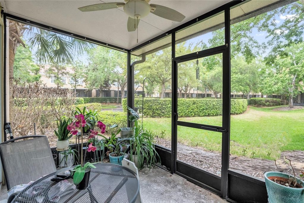 Image 23 of property listing at 6491 DAYSBROOK DRIVE 101, Orlando, FL 32835