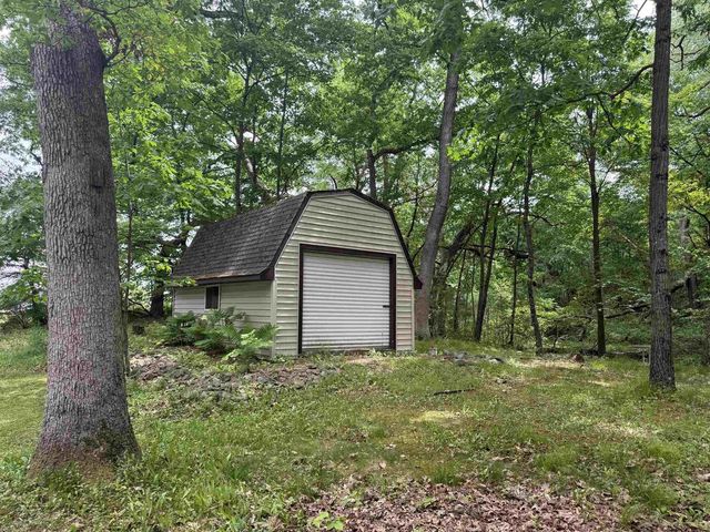 67 Erhardts Trail, Wisconsin Dells, WI 53913
