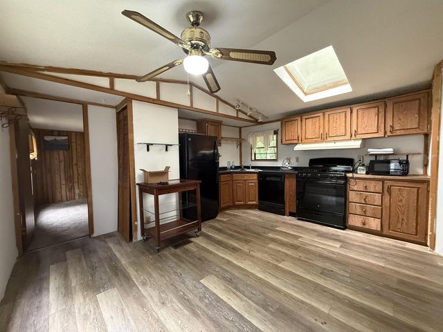 67 Erhardts Trail, Wisconsin Dells, WI 53913
