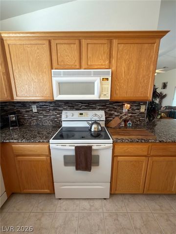 840 East Deerskin Street, Pahrump, NV 89048