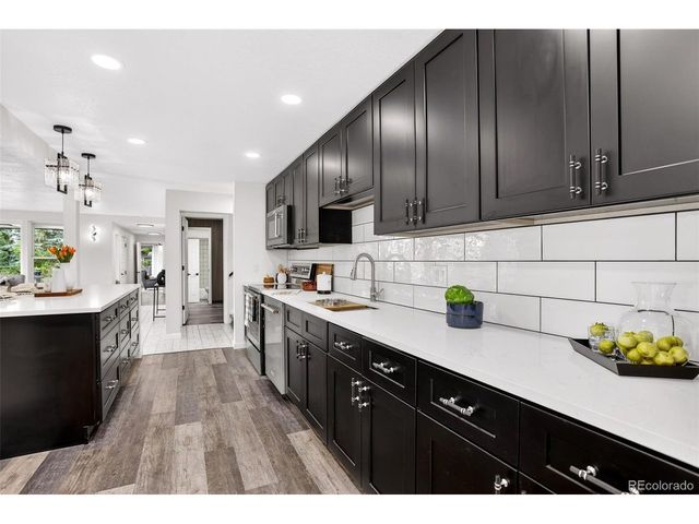 10480 W Center Ave, Lakewood, CO 80226