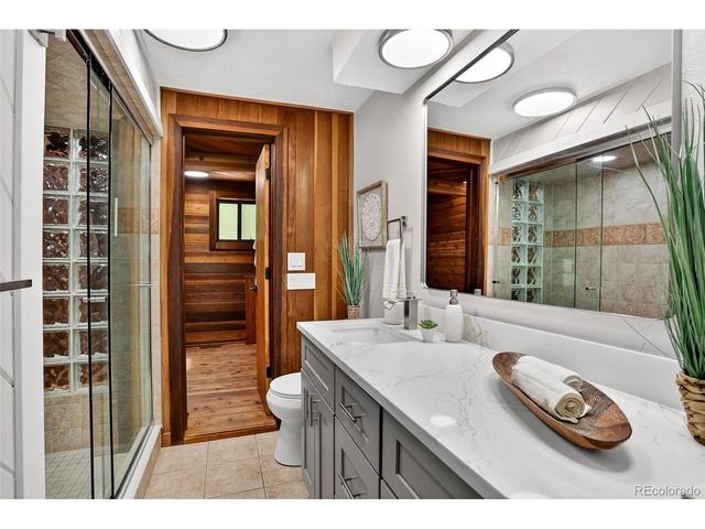 10480 W Center Ave, Lakewood, CO 80226