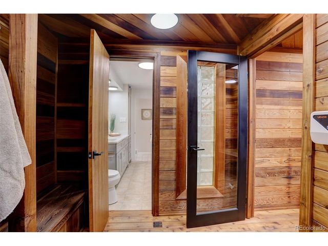 10480 W Center Ave, Lakewood, CO 80226