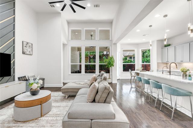 4129 Bison BND, Cedar Park, TX 78613