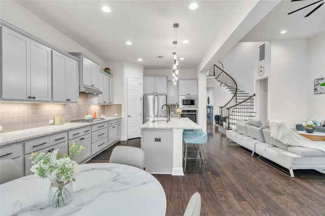 4129 Bison BND, Cedar Park, TX 78613