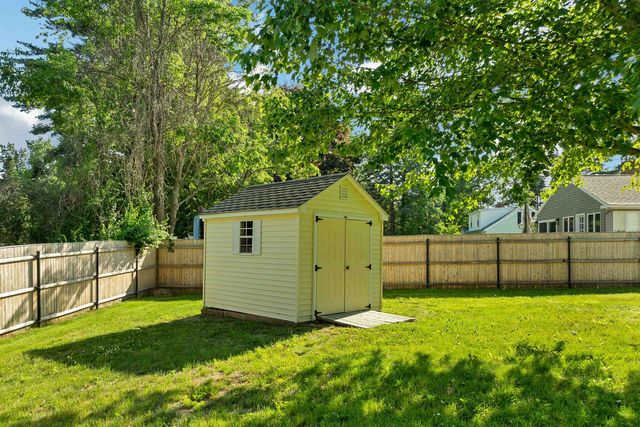 125 Woodland Avenue, Gilford, NH 03249