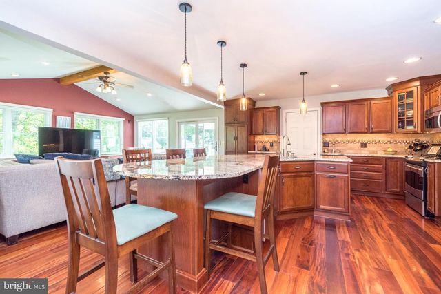 236 LONGCHAMP DR, Souderton, PA 18964