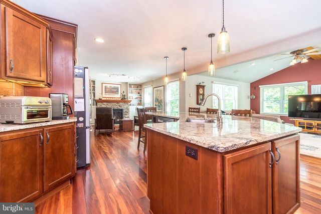 236 LONGCHAMP DR, Souderton, PA 18964