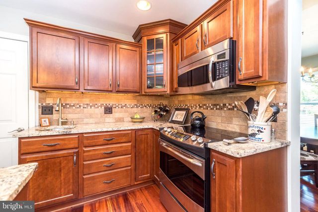 236 LONGCHAMP DR, Souderton, PA 18964