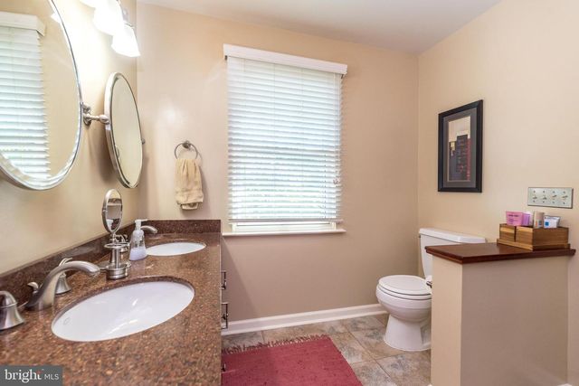 236 LONGCHAMP DR, Souderton, PA 18964