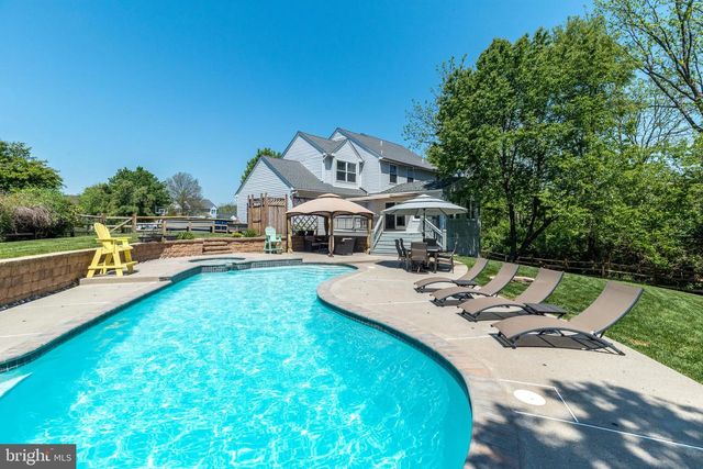 236 LONGCHAMP DR, Souderton, PA 18964