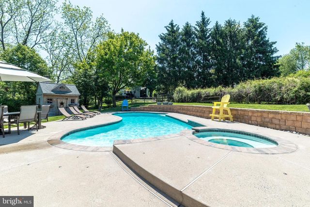 236 LONGCHAMP DR, Souderton, PA 18964