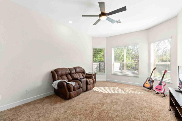 2525 Quick Fort DR, Leander, TX 78641